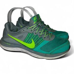Nike green and grey running athletic shoes 6.5